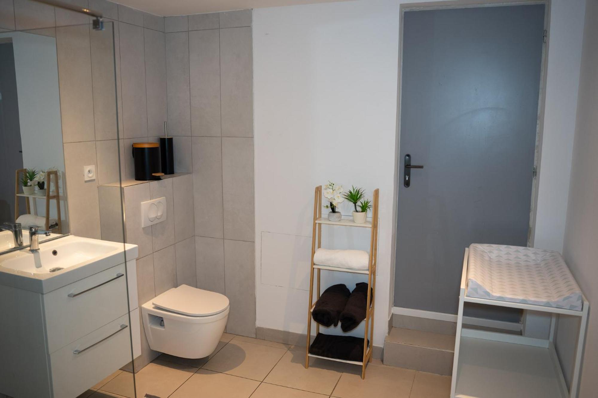 Le Bathalzar Apartment Villeneuve-d'Ascq Ngoại thất bức ảnh
